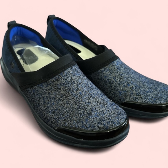 Bzees Blue and Black Cozy Flats for Everyday Comfort - Picture 1 of 4